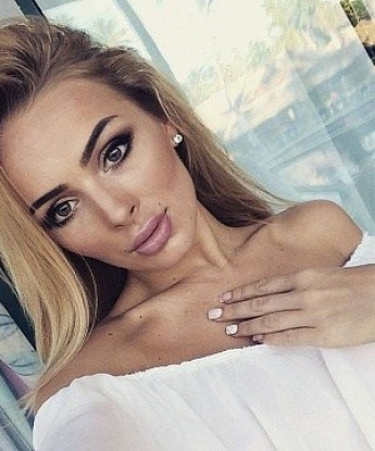 Ксения, 22